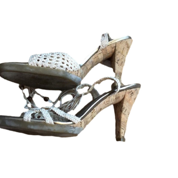 Cole Haan Cream Colored Macrame, Cork Heeled Sandals. Size 7.5-8. - Picture 2 of 8